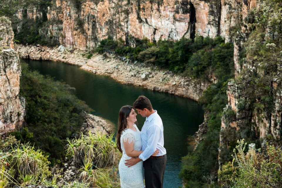 Ensaio Pre Wedding em Capitólio - MG l  Deivis e Patricia 