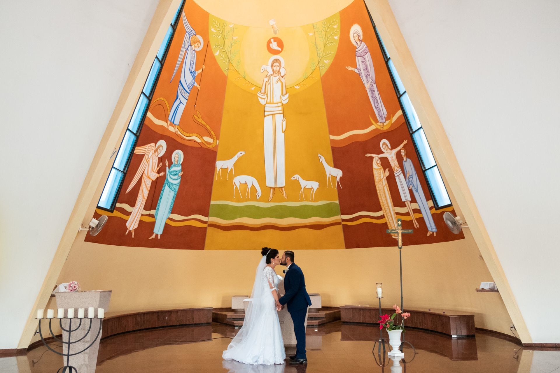 Foto Casamento na Casa Paroquial Nossa Senhora Perpétuo Socorro - Andreoni e Stefânia Foto Casamento na Casa Paroquial Nossa Senhora Perpétuo Socorro - Andreoni e Stefânia - Imagem 46