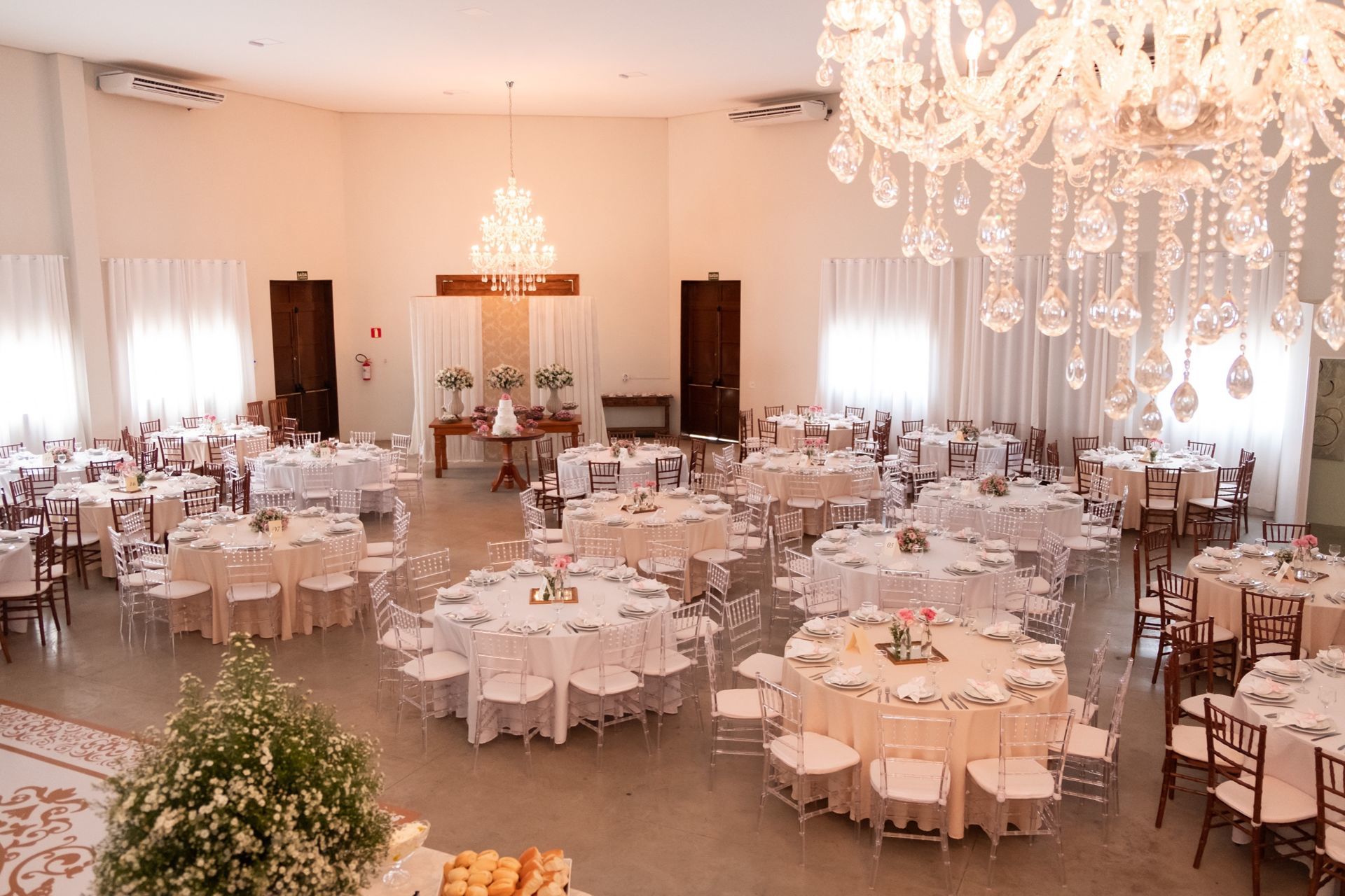 Foto Casamento na Casa Paroquial Nossa Senhora Perpétuo Socorro - Andreoni e Stefânia Foto Casamento na Casa Paroquial Nossa Senhora Perpétuo Socorro - Andreoni e Stefânia - Imagem 52