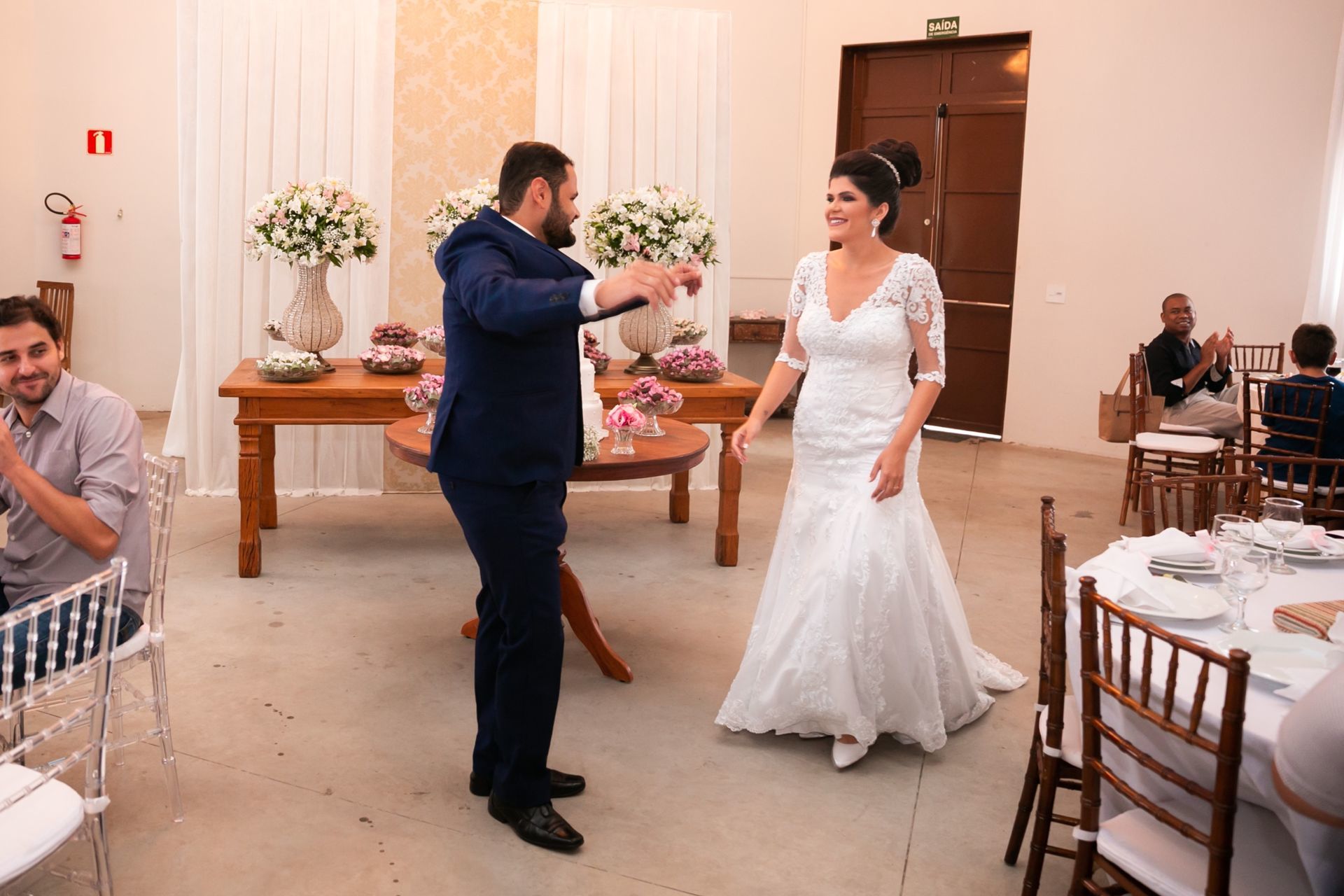 Foto Casamento na Casa Paroquial Nossa Senhora Perpétuo Socorro - Andreoni e Stefânia Foto Casamento na Casa Paroquial Nossa Senhora Perpétuo Socorro - Andreoni e Stefânia - Imagem 55
