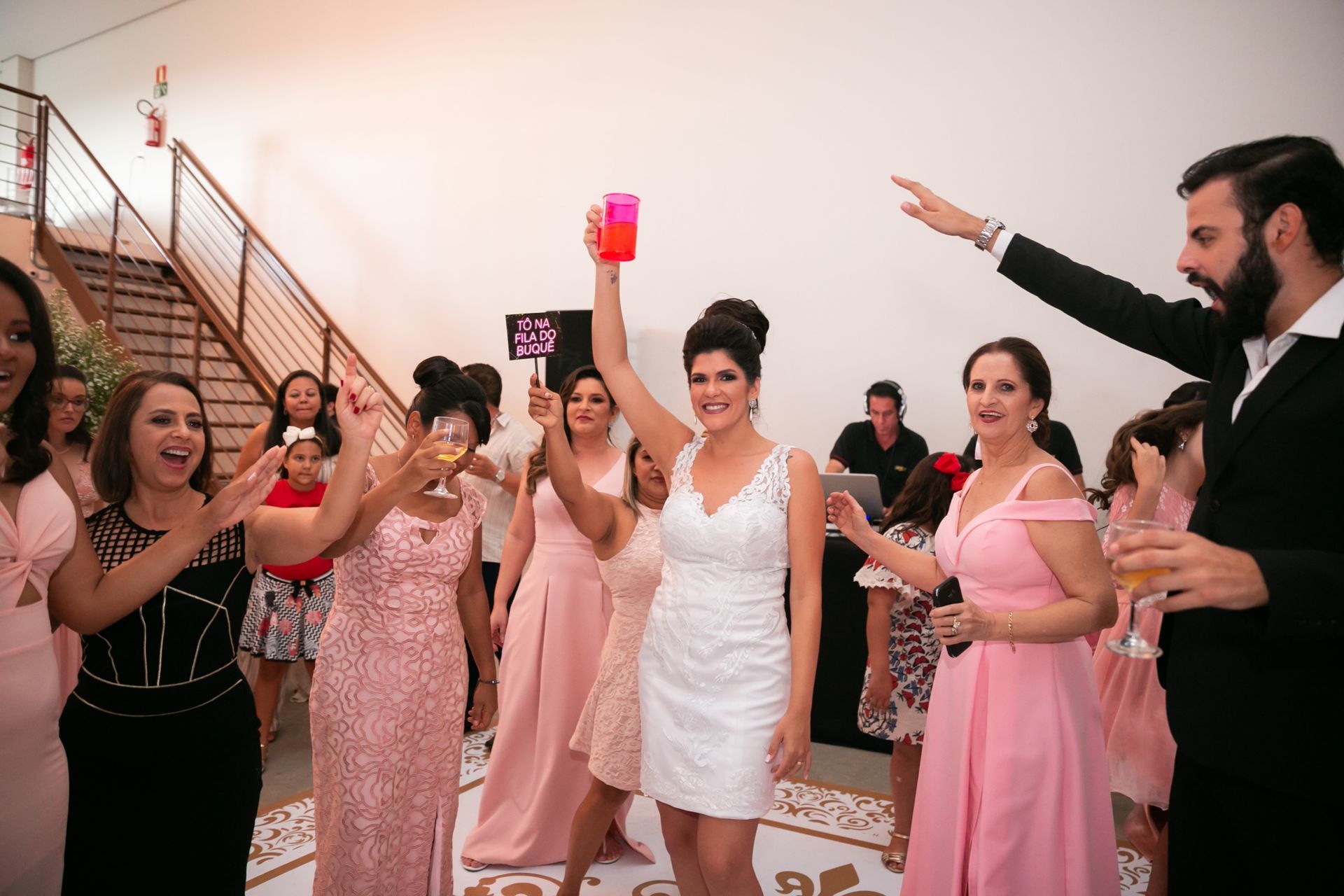 Foto Casamento na Casa Paroquial Nossa Senhora Perpétuo Socorro - Andreoni e Stefânia Foto Casamento na Casa Paroquial Nossa Senhora Perpétuo Socorro - Andreoni e Stefânia - Imagem 82