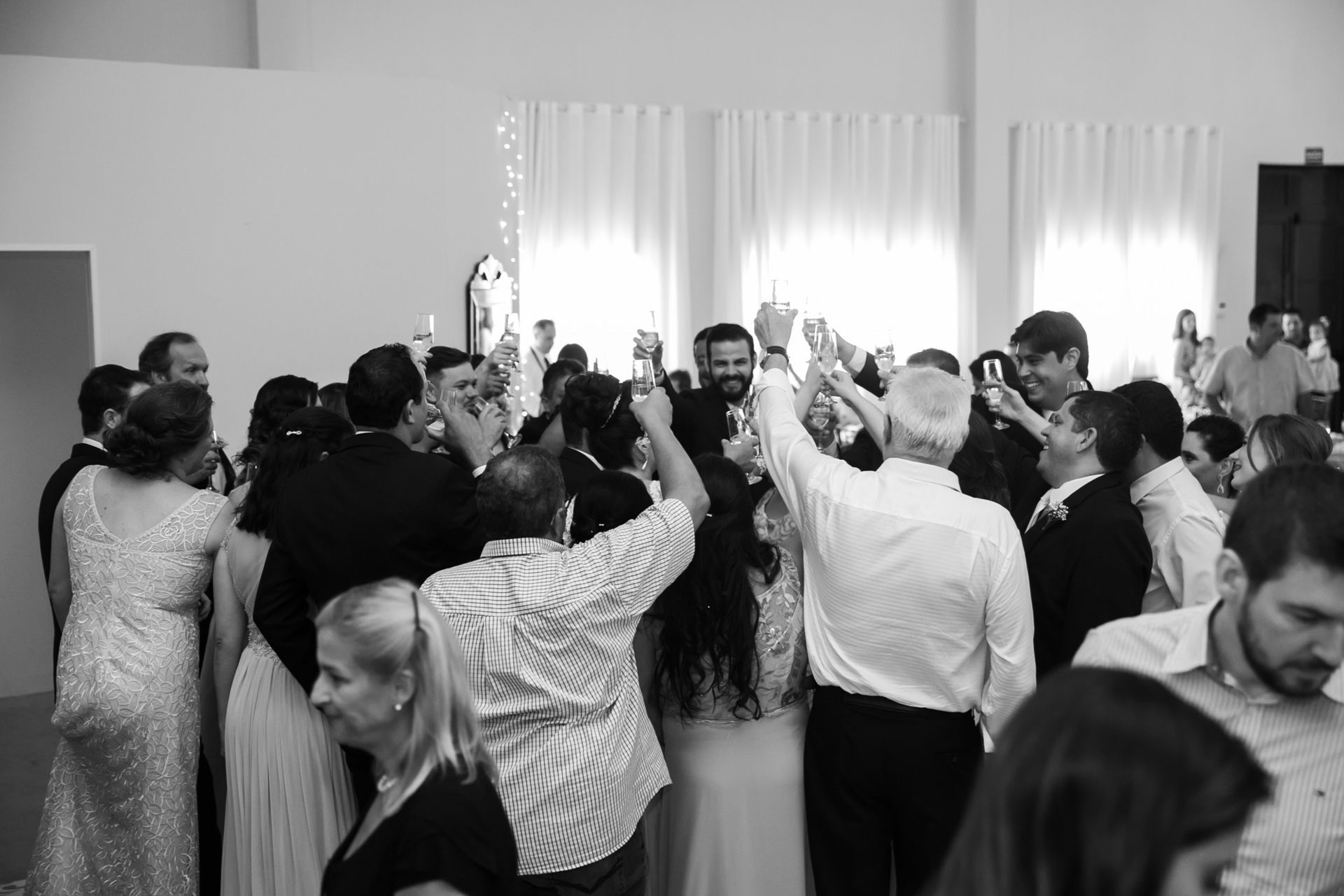 Foto Casamento na Casa Paroquial Nossa Senhora Perpétuo Socorro - Andreoni e Stefânia Foto Casamento na Casa Paroquial Nossa Senhora Perpétuo Socorro - Andreoni e Stefânia - Imagem 60