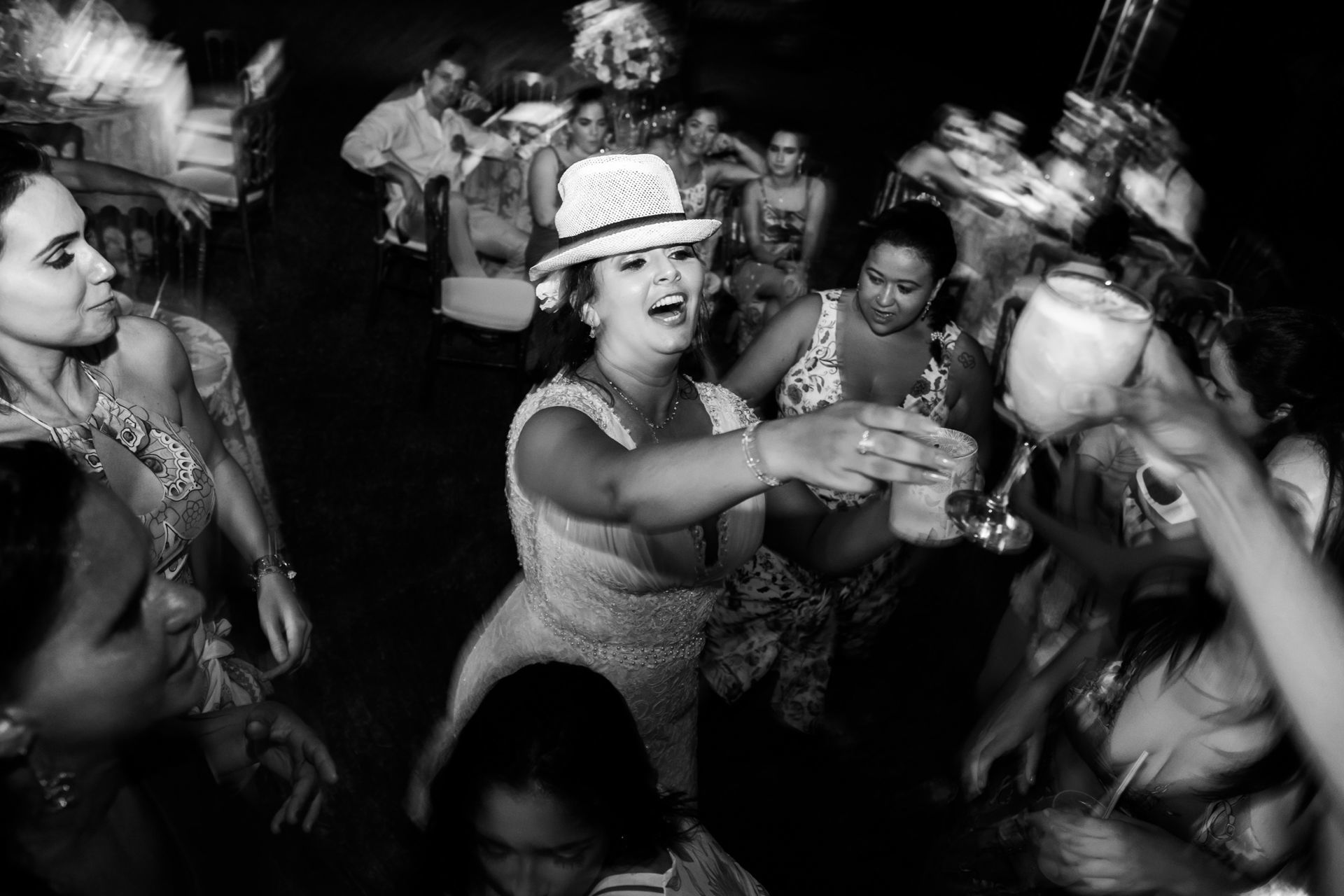 Foto Casamento em São Sebastião - Praia de Barequeçaba - Isaque e Thais Foto Casamento em São Sebastião - Praia de Barequeçaba - Isaque e Thais - Imagem 57