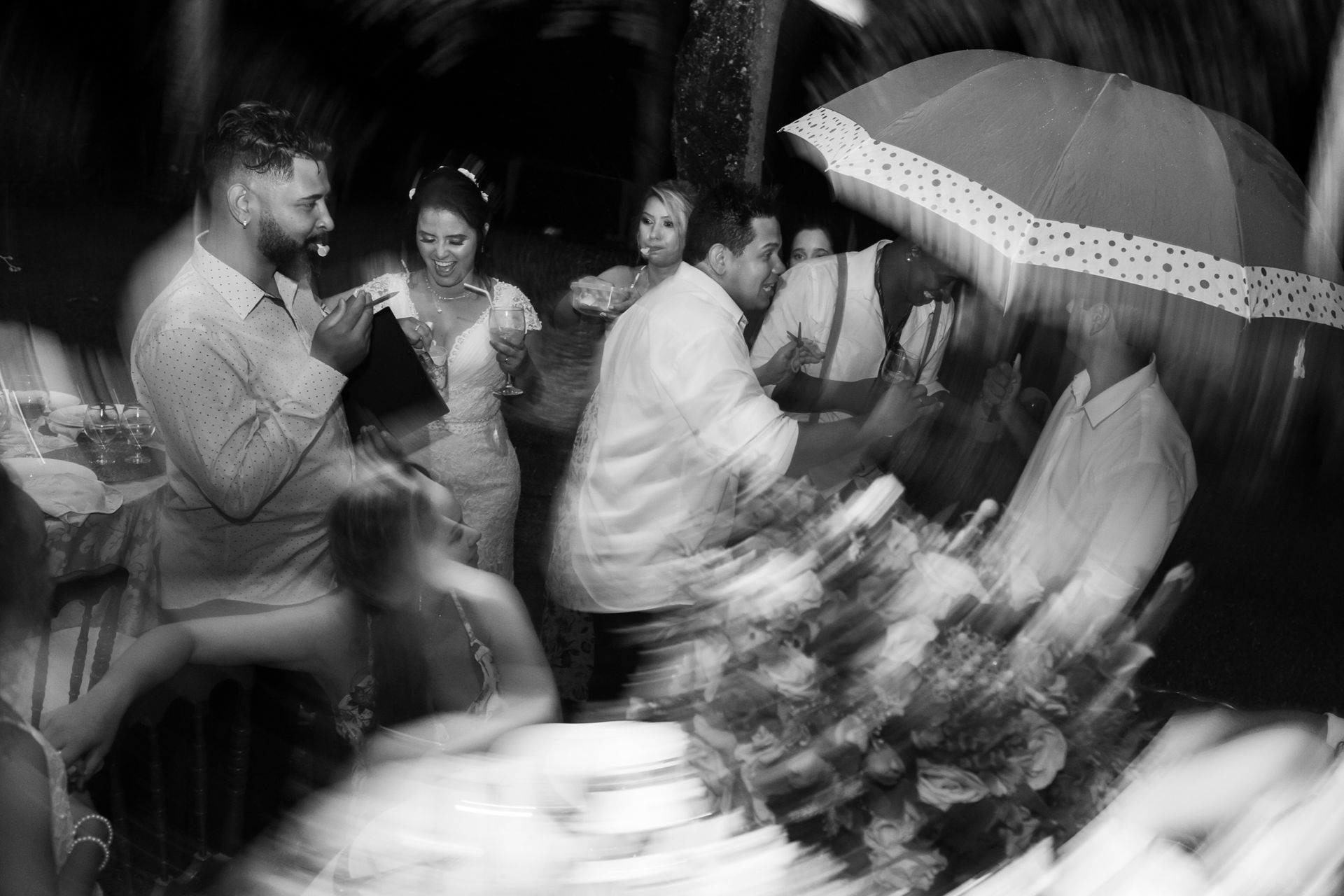 Foto Casamento em São Sebastião - Praia de Barequeçaba - Isaque e Thais Foto Casamento em São Sebastião - Praia de Barequeçaba - Isaque e Thais - Imagem 52