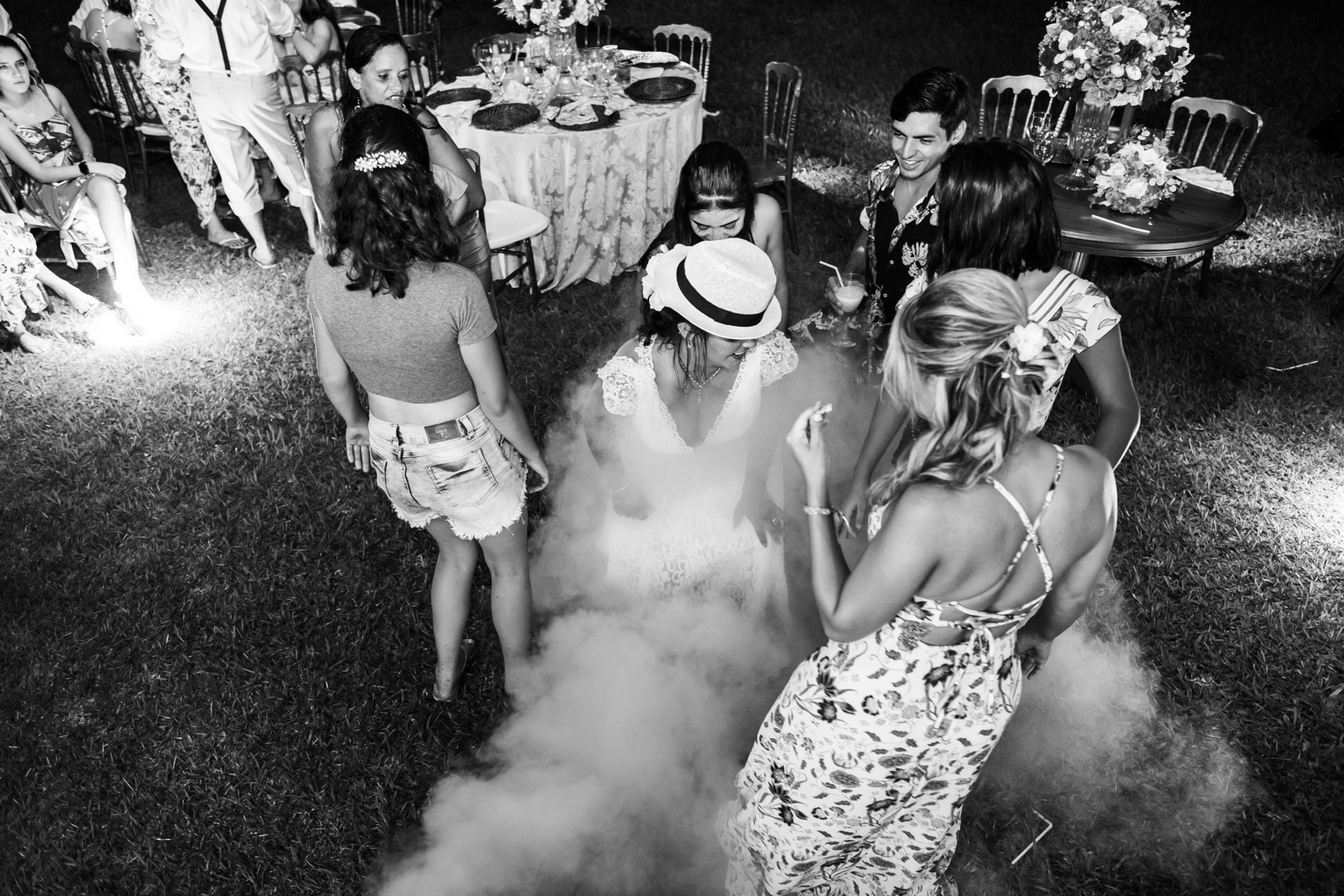 Foto Casamento em São Sebastião - Praia de Barequeçaba - Isaque e Thais Foto Casamento em São Sebastião - Praia de Barequeçaba - Isaque e Thais - Imagem 54