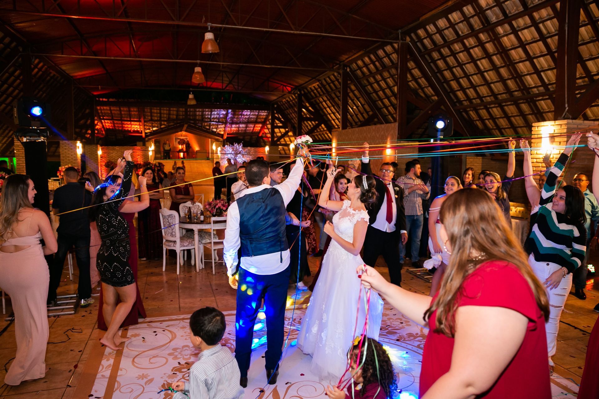 Foto Casamento na Igreja São Luiz Gonzaga em Cedral - SP l Michael e Joyce Foto Casamento na Igreja São Luiz Gonzaga em Cedral - SP l Michael e Joyce - Imagem 71