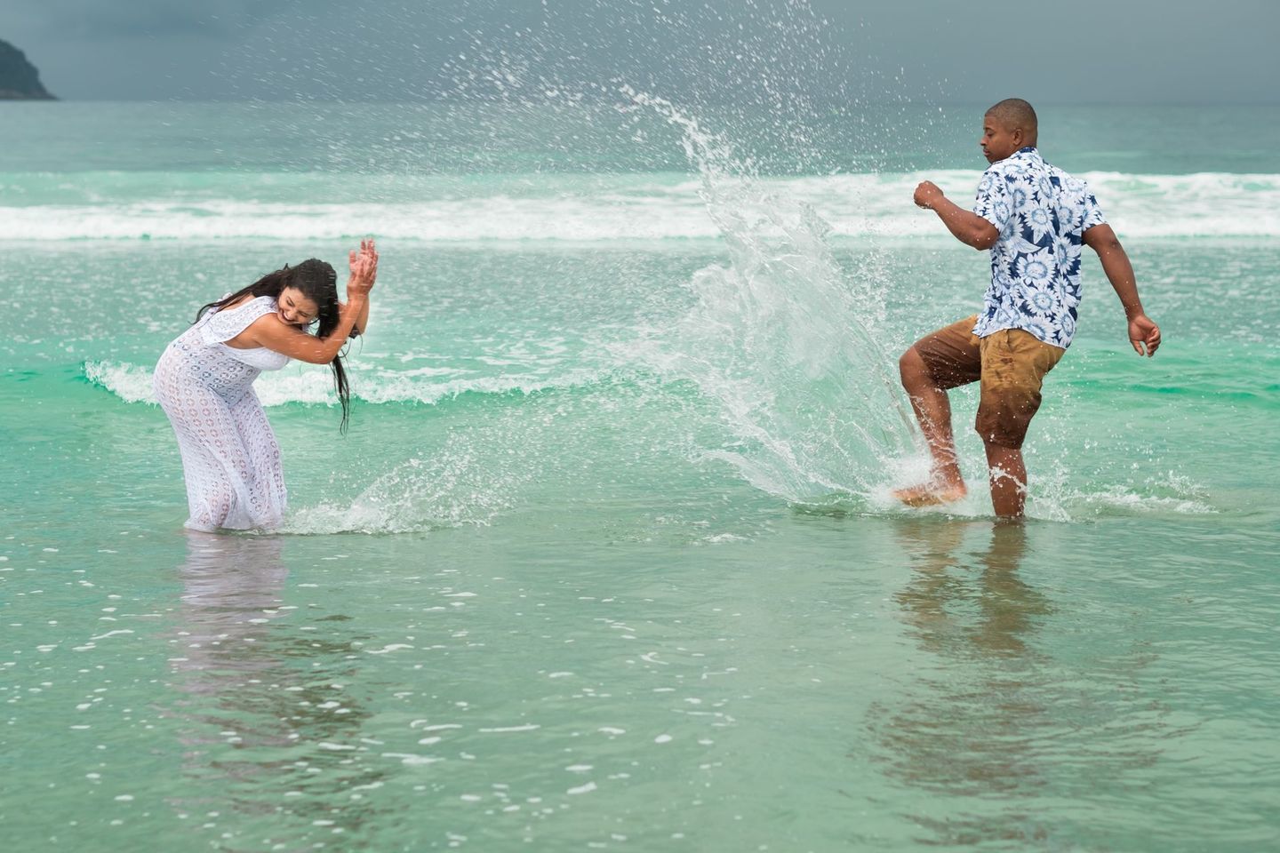 Ensaio Pre Casamento em São Sebastião - SP / Isaque e Thais Ensaio Pre Casamento em São Sebastião - SP / Isaque e Thais